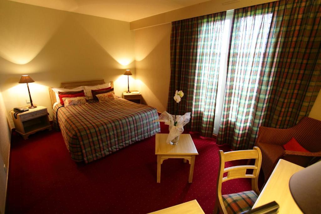 Hotel Le Domaine De Mombreux Lumbres Pokój zdjęcie